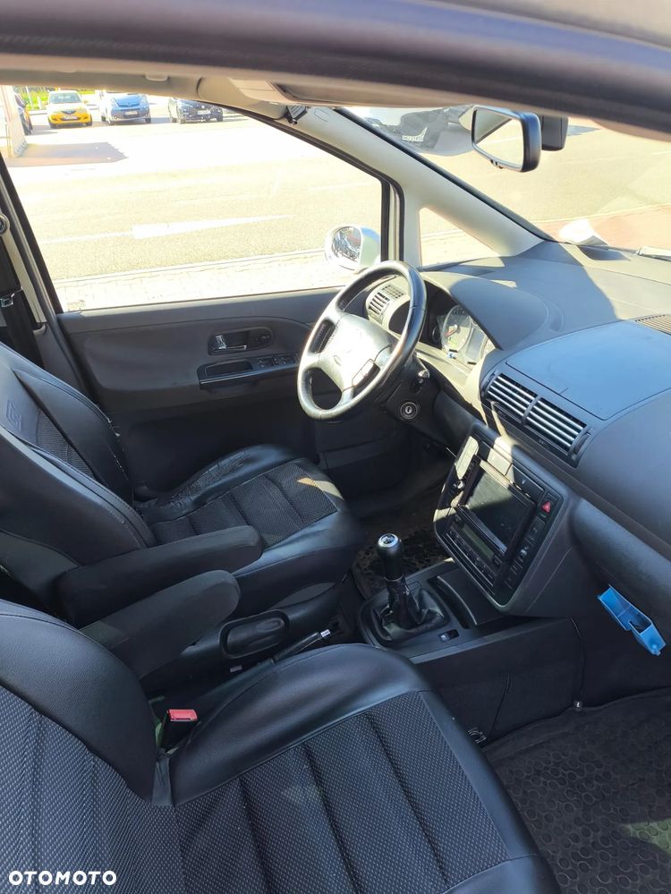 Volkswagen Sharan 2008 photo 5