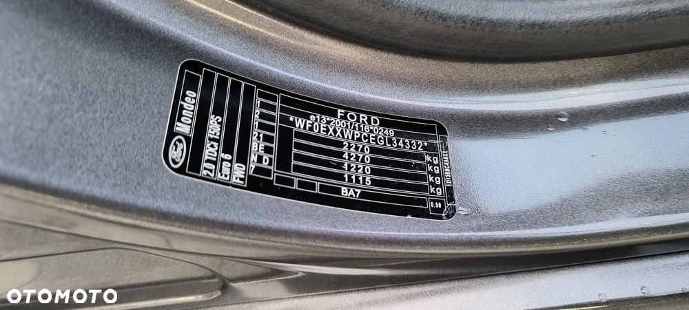 Ford Mondeo 2.0 EcoBlue Titanium - 36