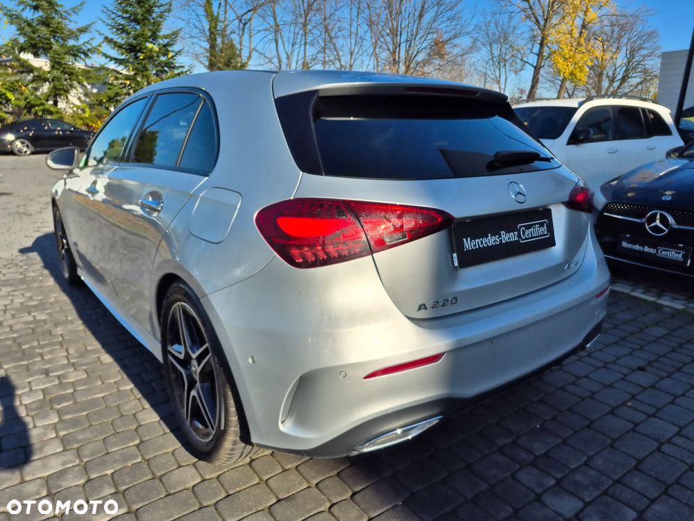 Mercedes-Benz Klasa A 220 4-Matic AMG Line 7G-DCT - 9