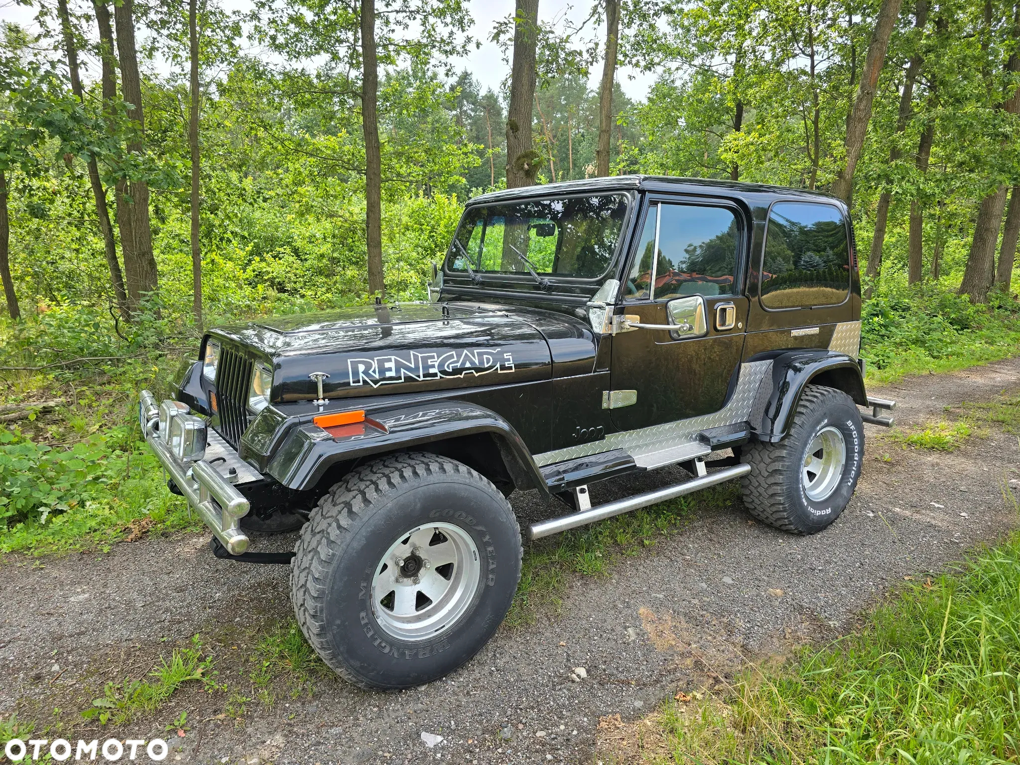 Jeep Wrangler - 11