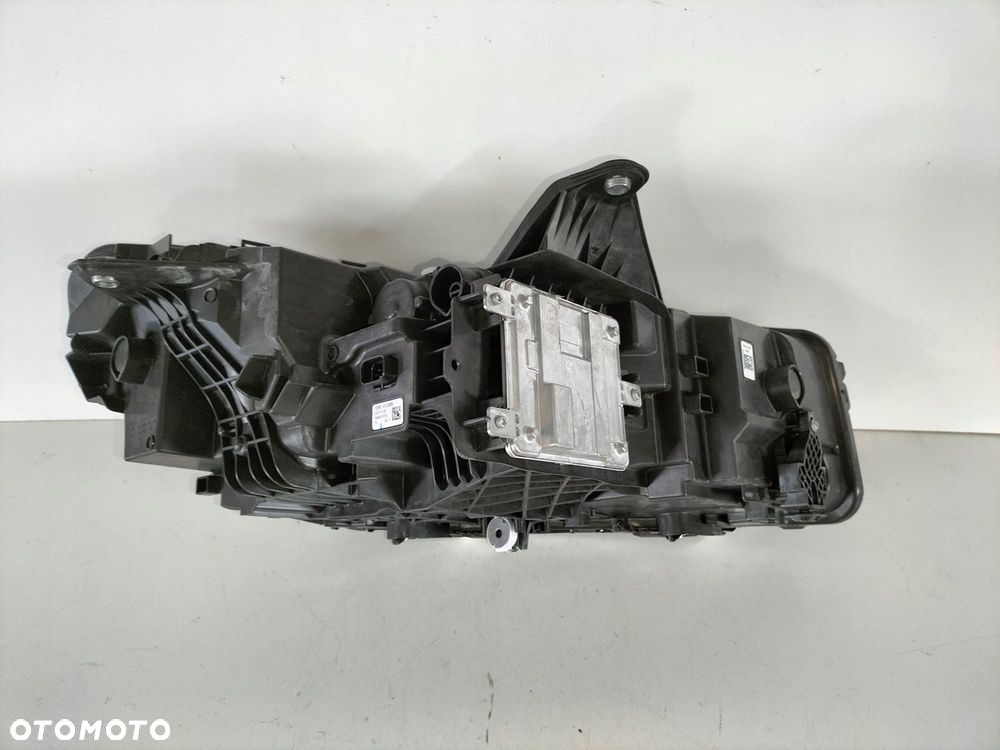 Lampa przednia lewa BMW 2 U06 ACTIVE TOURER 21- - 5