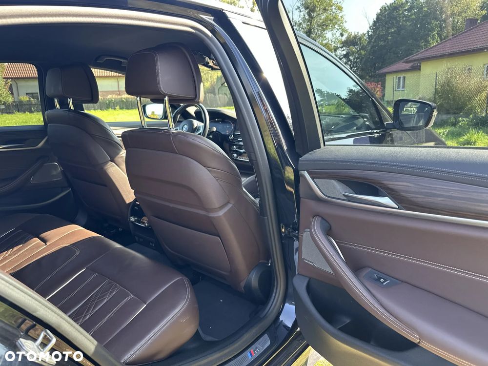 BMW Seria 5 - 36