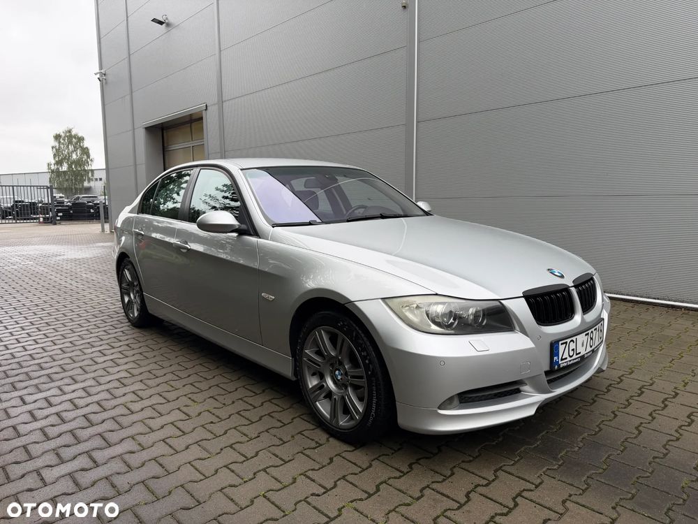 BMW Seria 3 320i - 2