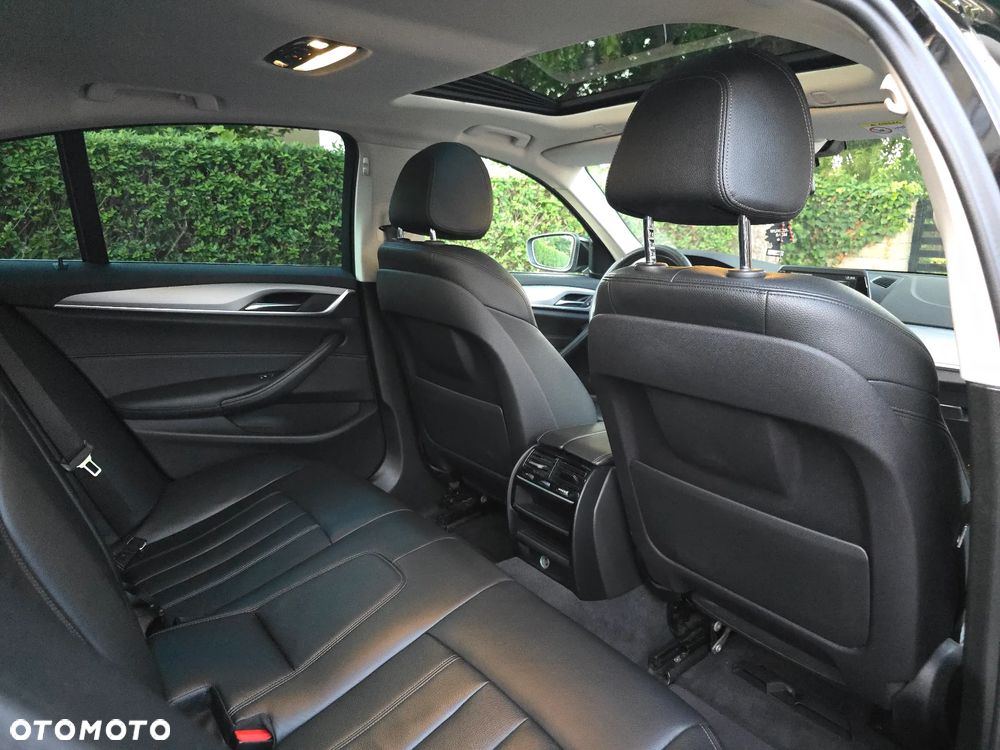 BMW Seria 5 - 18