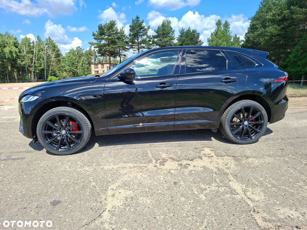 Jaguar F-Pace D200 AWD R-Dynamic Black - 17