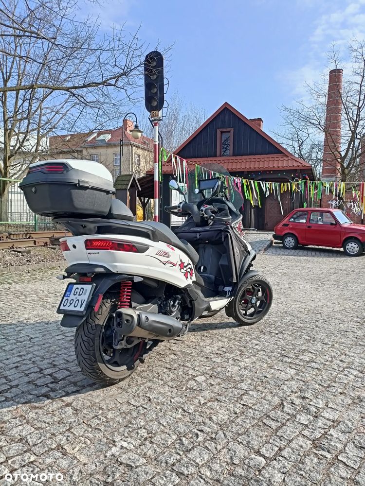 Piaggio MP-3 - 6