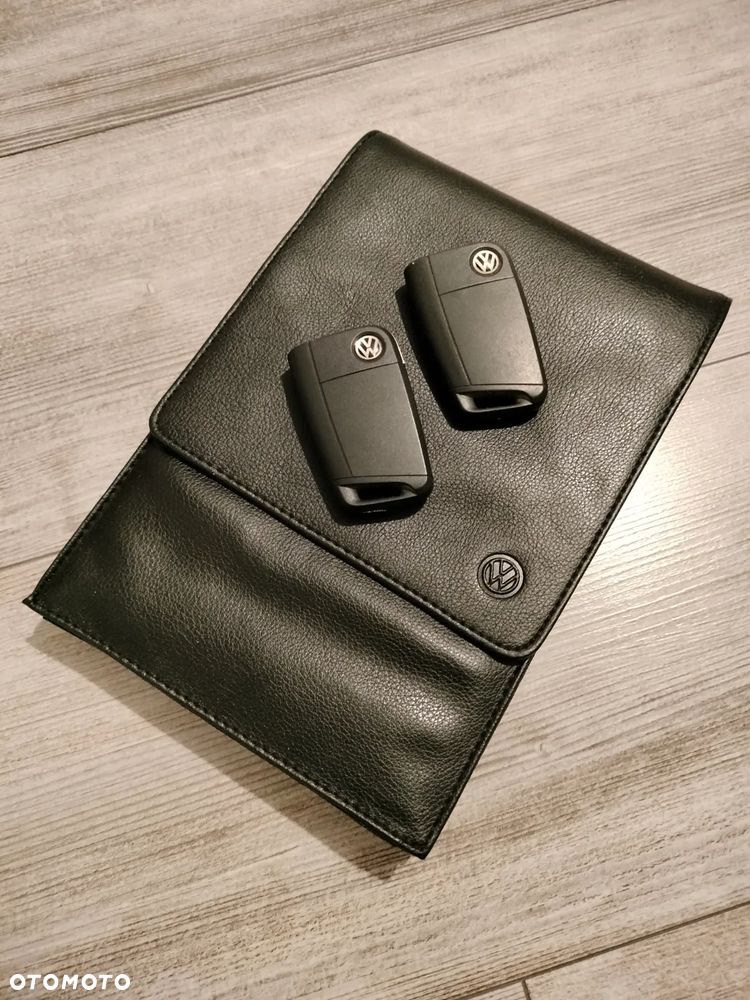 Volkswagen Touran 1.6 TDI SCR (BlueMotion Technology) SOUND - 18