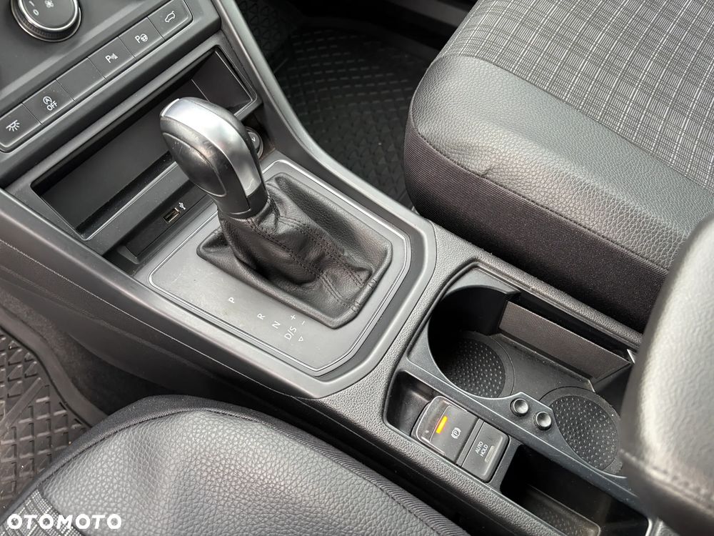 Volkswagen Touran - 18