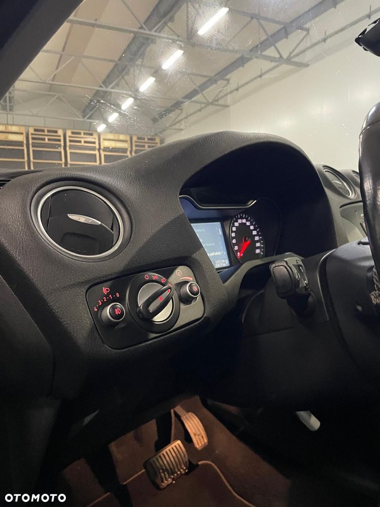 Ford Mondeo 2.0 T Titanium - 21