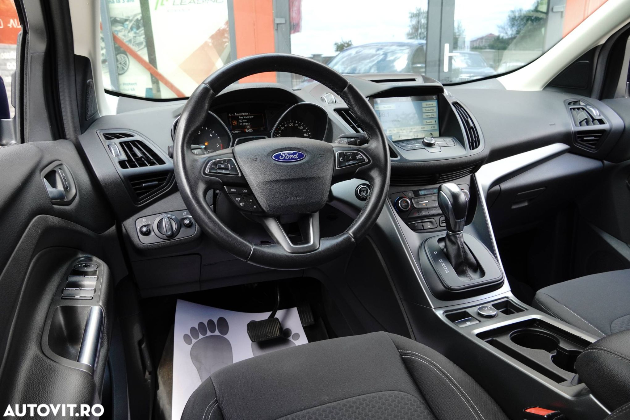 Ford Kuga - 32