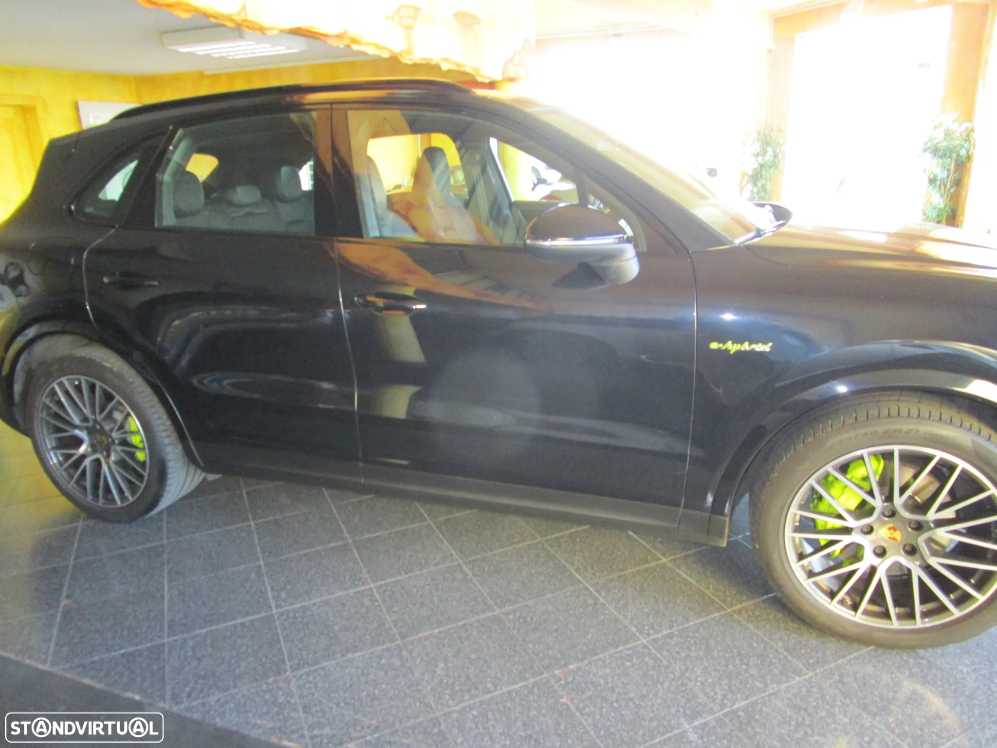 Porsche Cayenne E-Hybrid Platinum Edition - 54