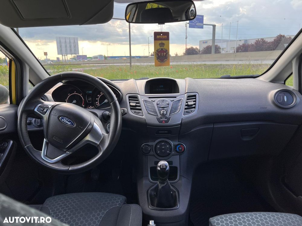 Ford Fiesta 1.5 TDCi Ambiente - 3