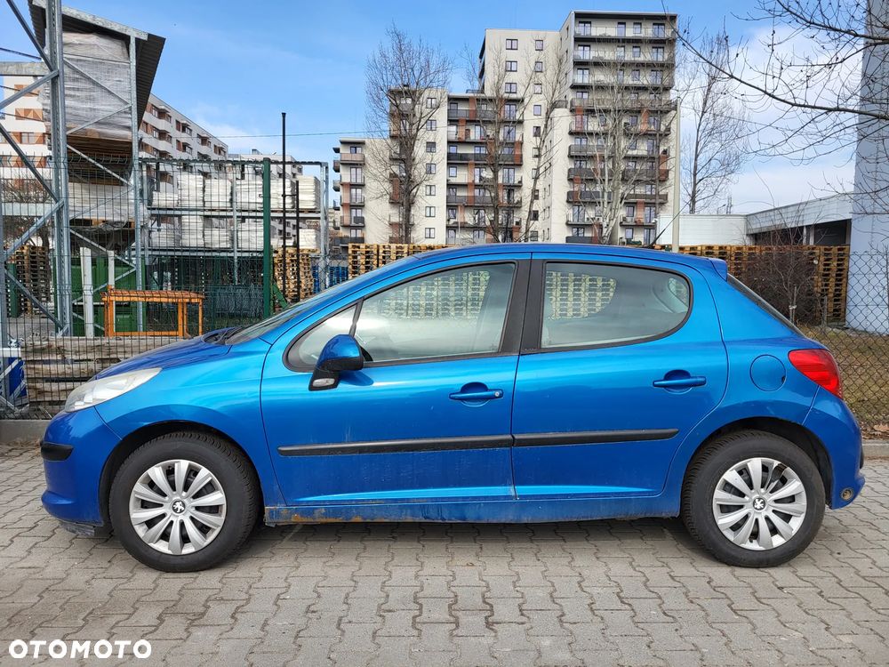Peugeot 207 1.4 16V Presence - 2