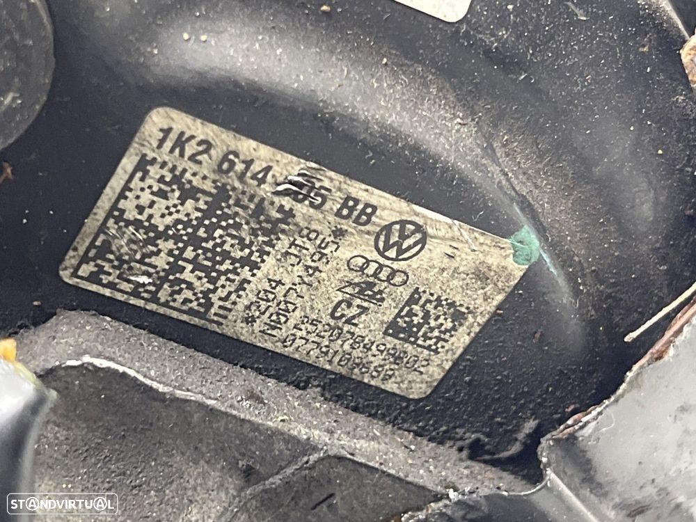 Servofreio com bomba Usado VW GOLF VI (5K1) 2.0 TDI REF. 1K2614105BB - 4