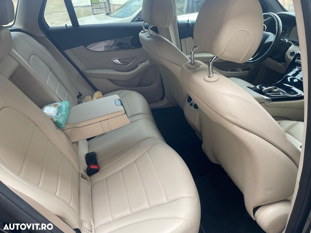 Mercedes-Benz GLC - 3