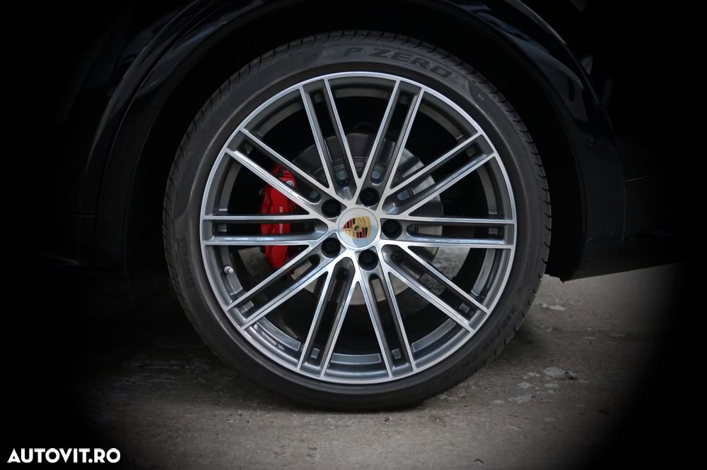 Porsche Cayenne Coupe - 14
