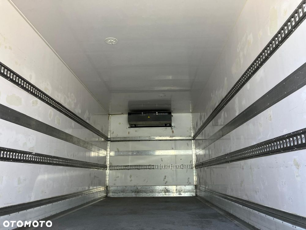 Mercedes-Benz Atego 1624 chłodnia izoterma stab BDB - 2