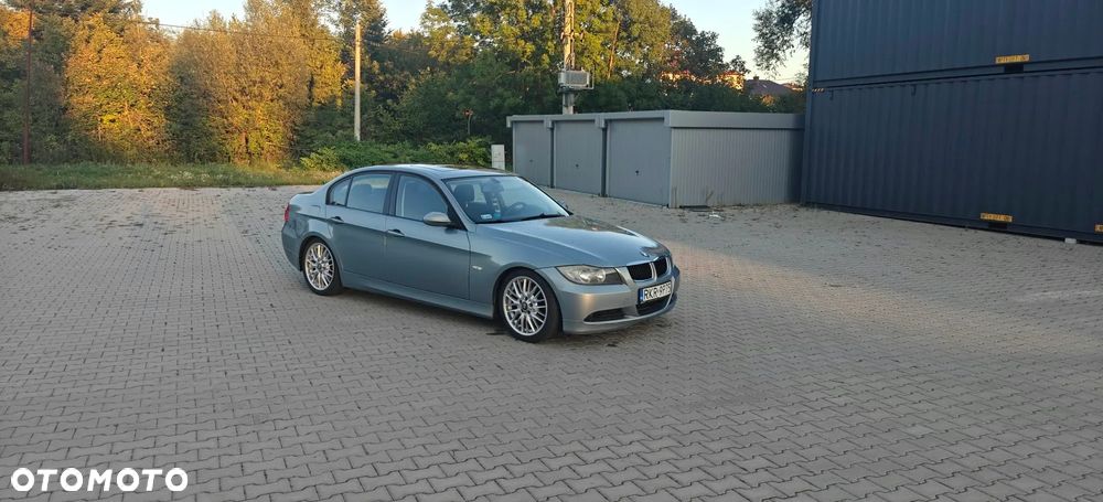 BMW Seria 3 320d - 4