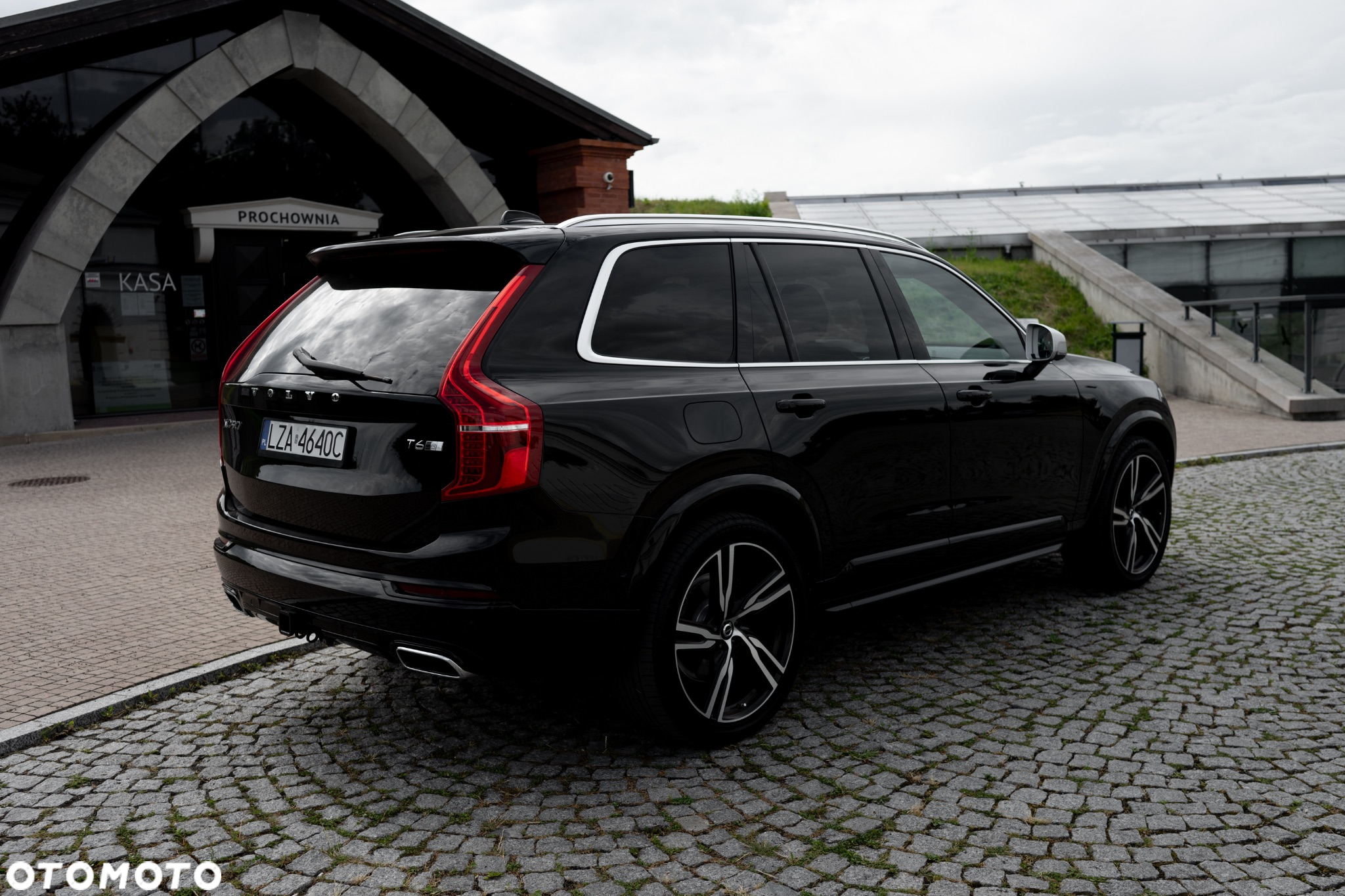 Volvo XC 90 T6 AWD R-Design 7os - 13