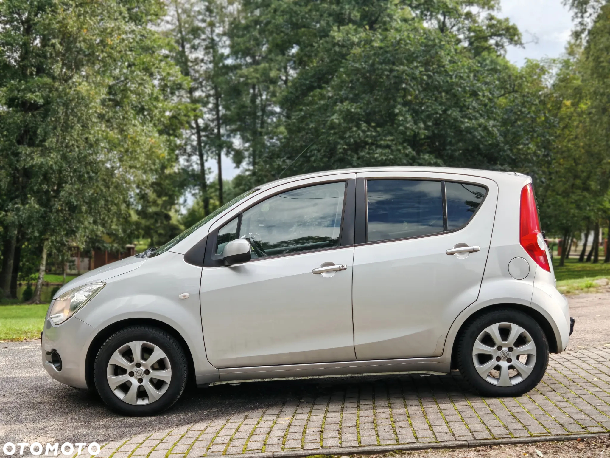 Opel Agila - 12