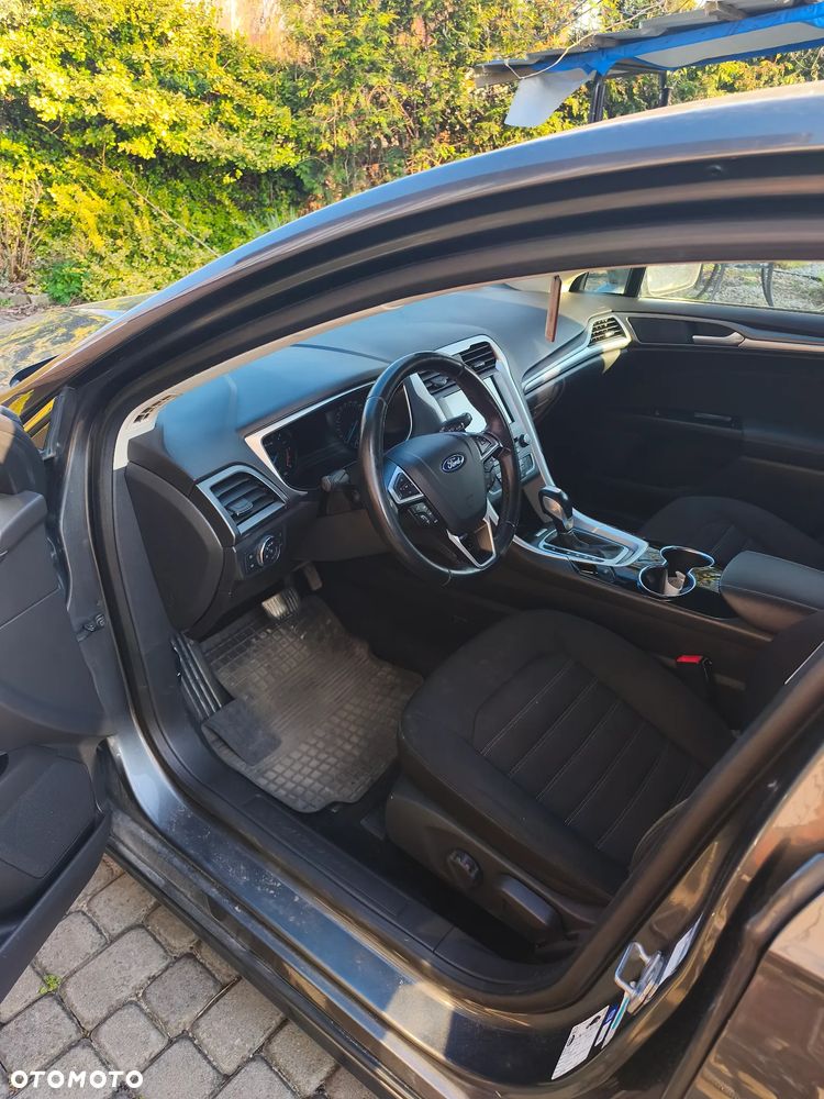 Ford Mondeo 2.0 TDCi Titanium PowerShift - 10