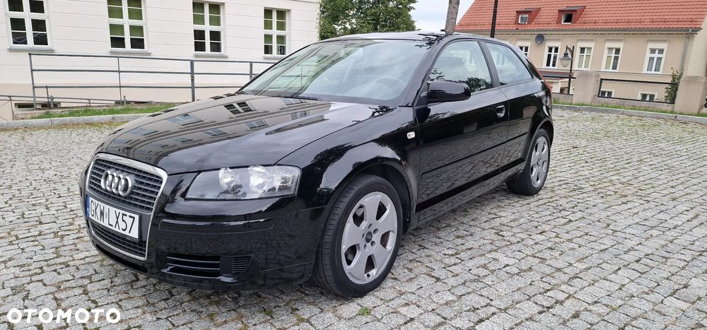 Audi A3 3-drzwiowe 1.6 Ambiente - 26