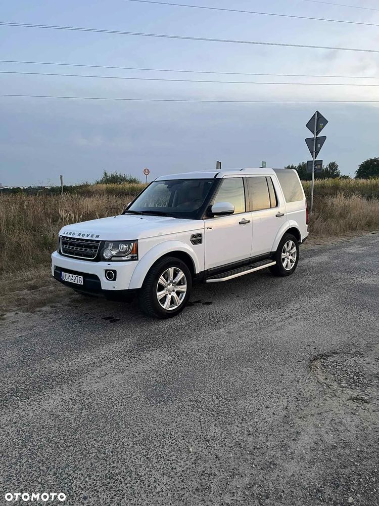 Land Rover Discovery ver-iv-3-0-v6-sc-hse - 4
