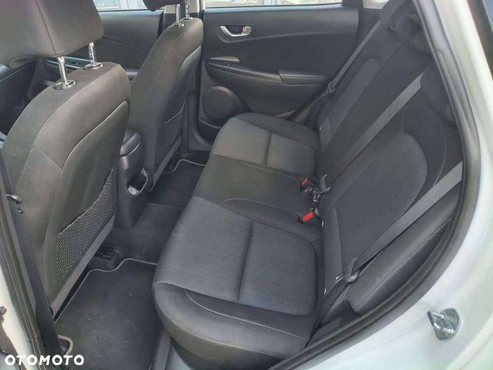 Hyundai Kona 1.6 T-GDI Comfort DCT - 12