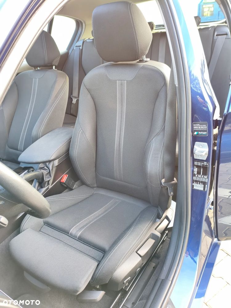 BMW Seria 1 - 17
