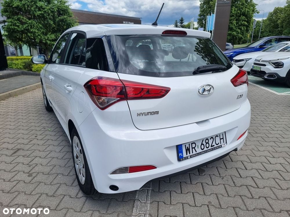 Hyundai i20 1.2 BlueDrive Classic + - 15