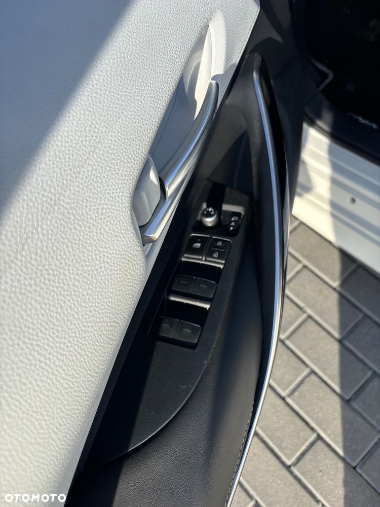 Toyota Corolla 1.8 Hybrid Selection - 15