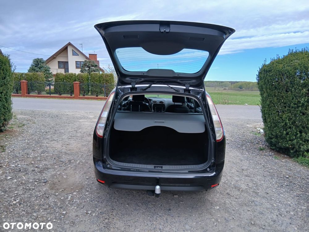 Ford Focus 1.6 16V Ambiente - 39