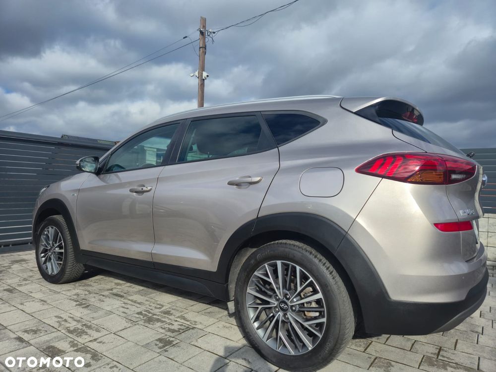 Hyundai Tucson - 8