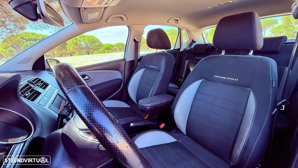 VW CrossPolo - 23