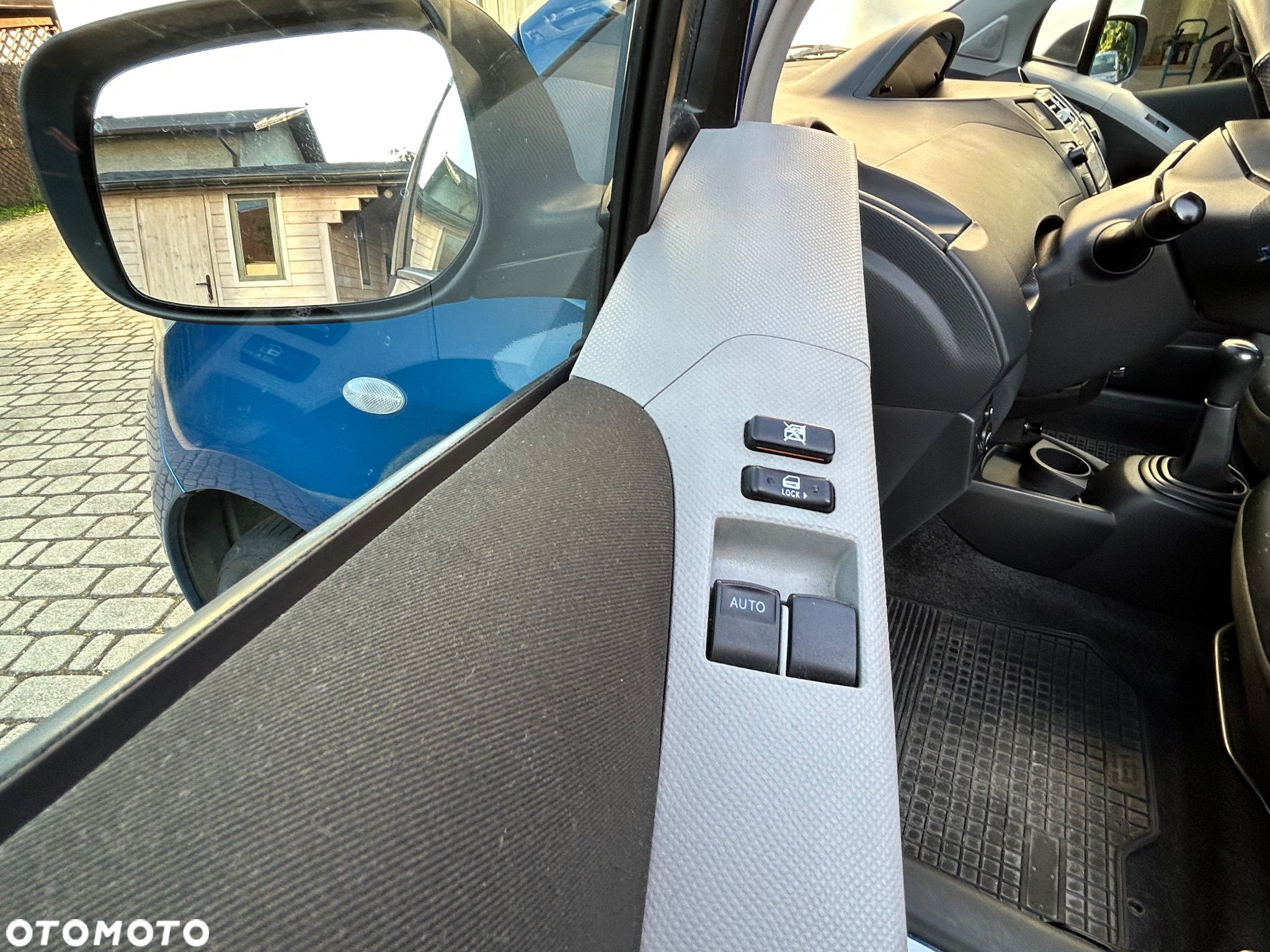 Toyota Yaris 1.0 Luna A/C - 19