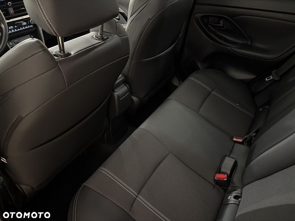 Toyota Yaris Cross Hybrid 1.5 Executive - 12
