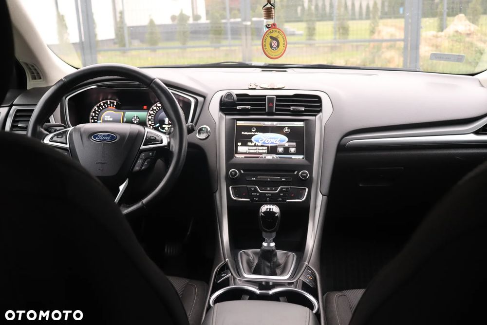 Ford Mondeo 2.0 TDCi Titanium - 12