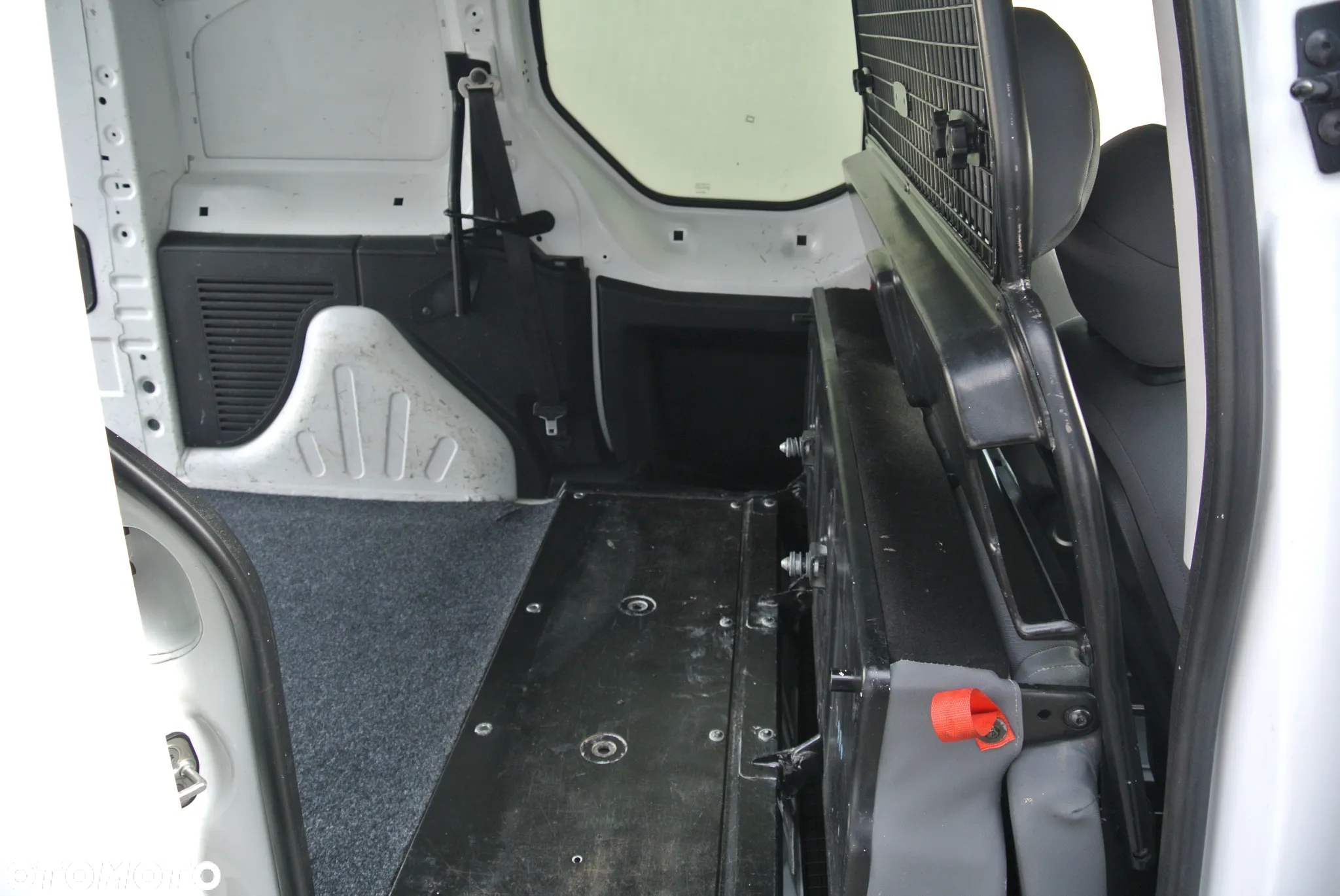 Peugeot Partner - 15