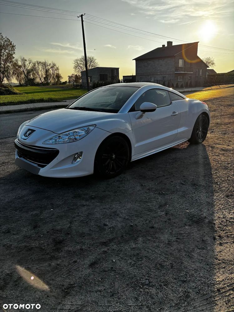 Peugeot RCZ - 2