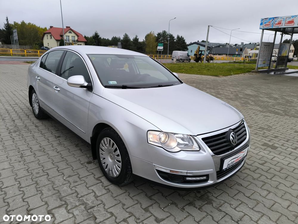Volkswagen Passat - 8