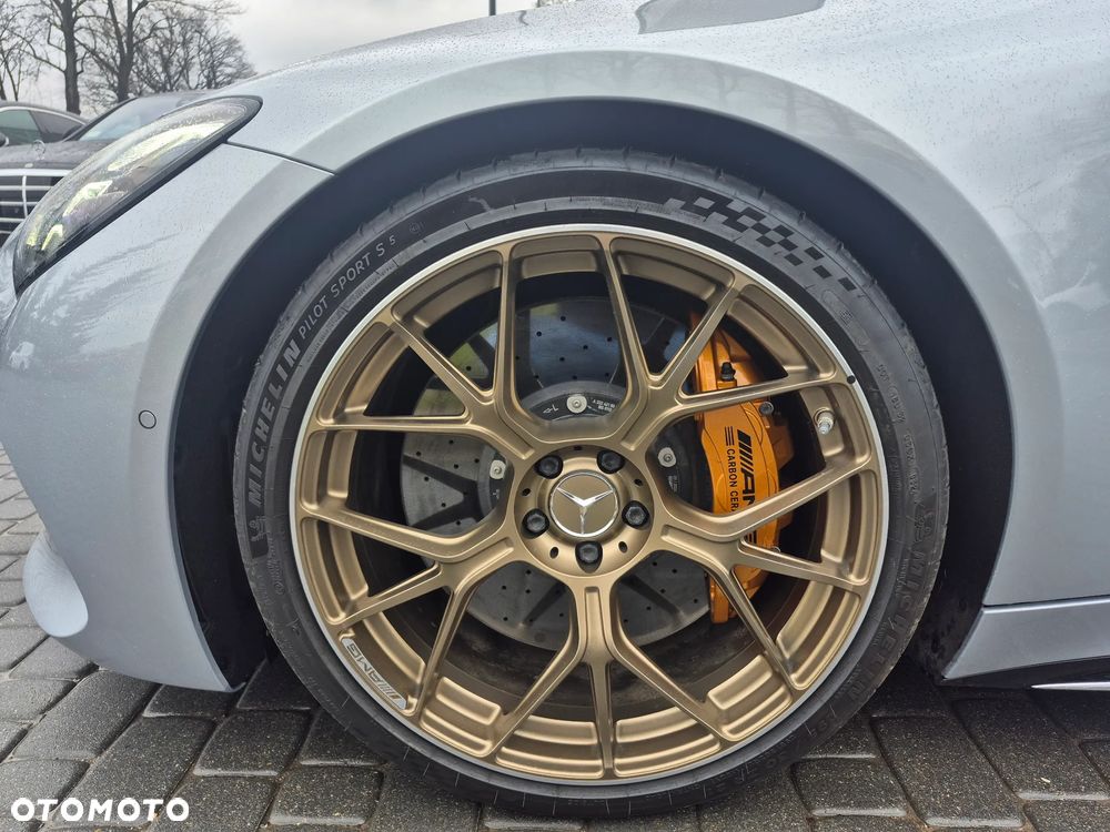 Mercedes-Benz AMG GT - 19