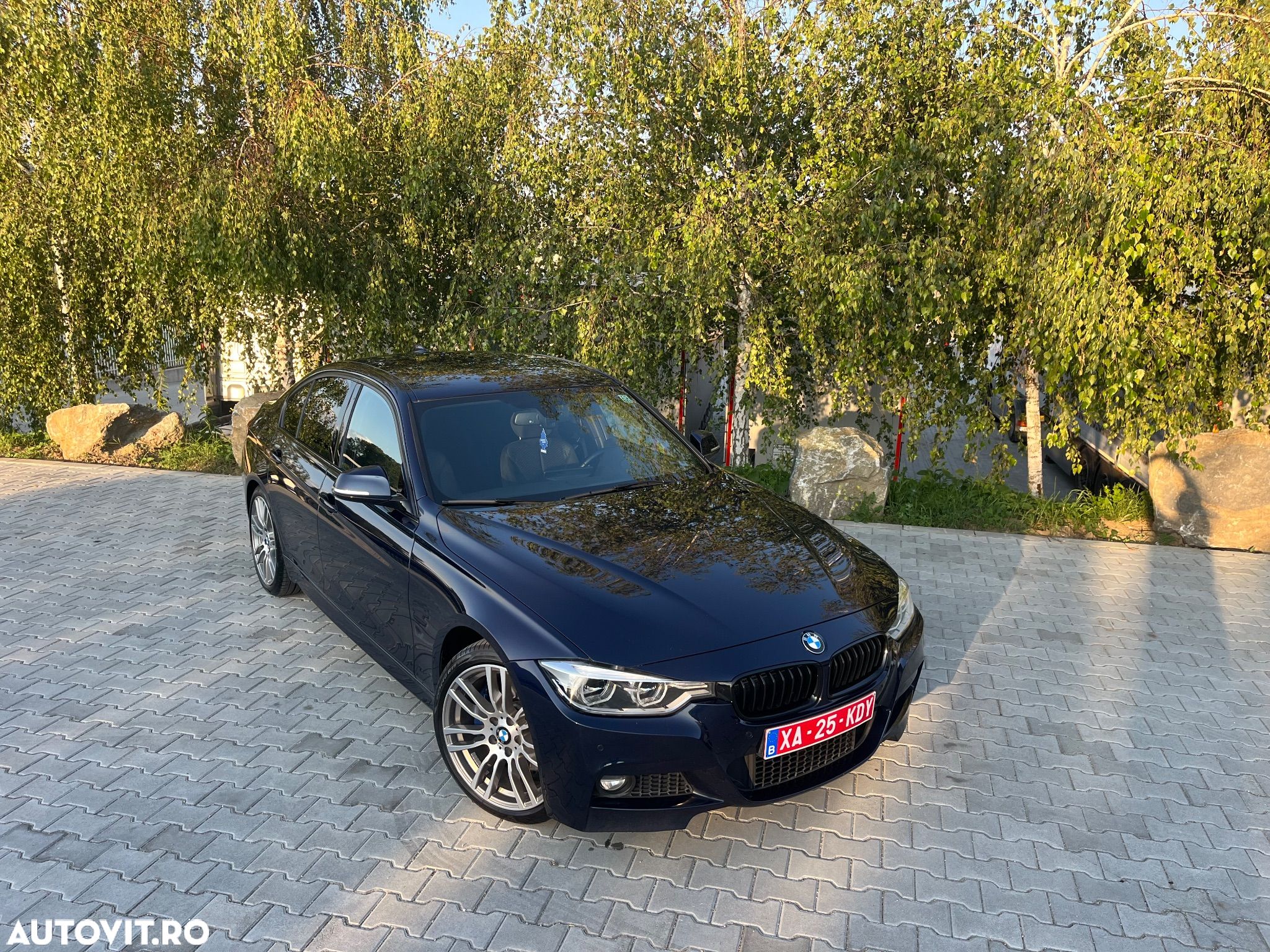BMW Seria 3 330e iPerformance M Sport - 1