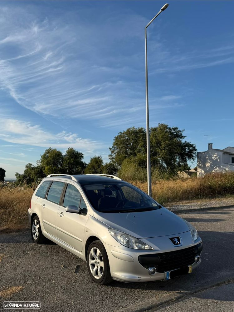 Peugeot 307 SW 1.6 HDi Black & Silver - 1