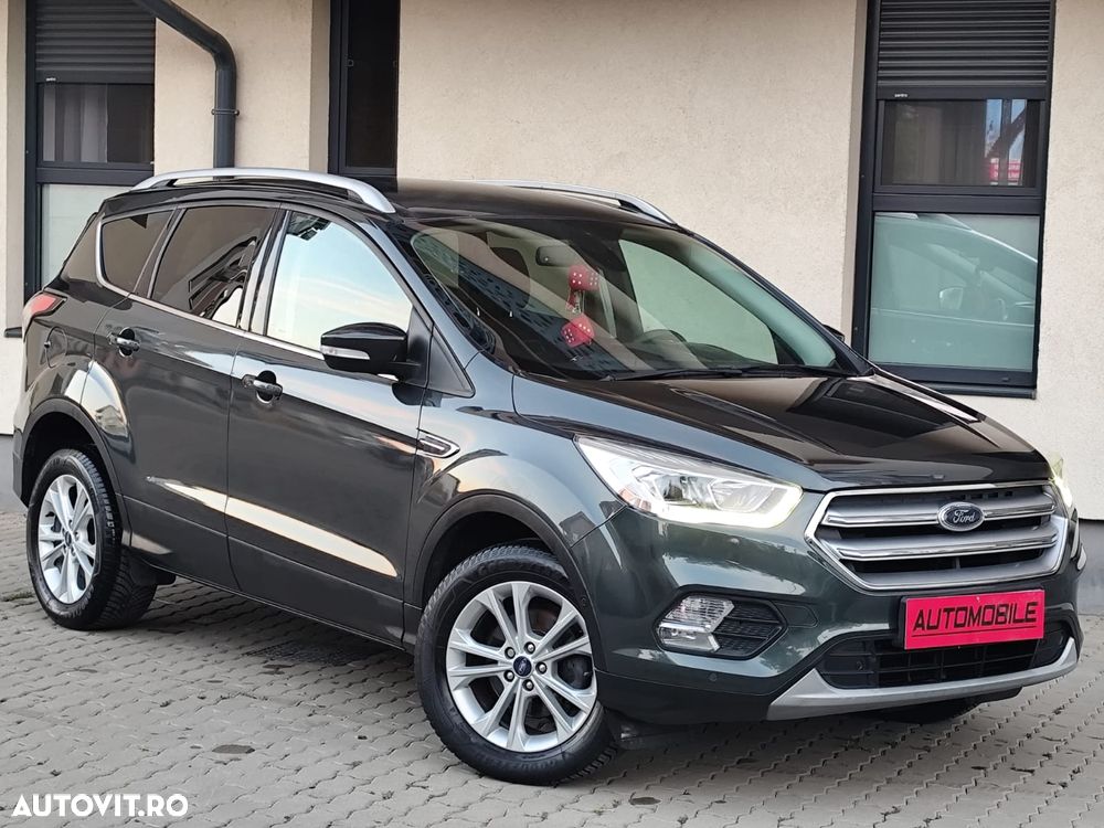 Ford Kuga - 2