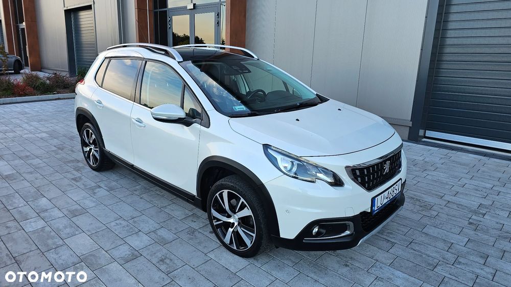 Peugeot 2008 1.2 Pure Tech Allure S&S - 1