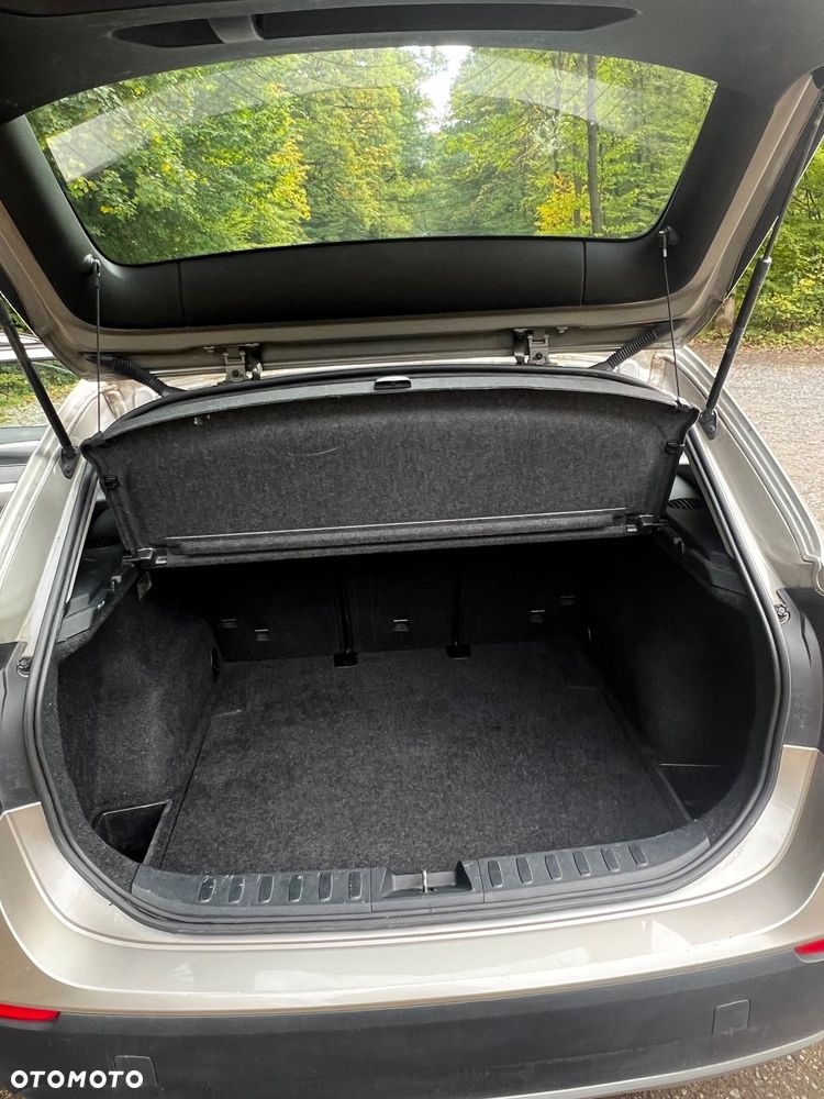 BMW X1 sDrive18d - 10