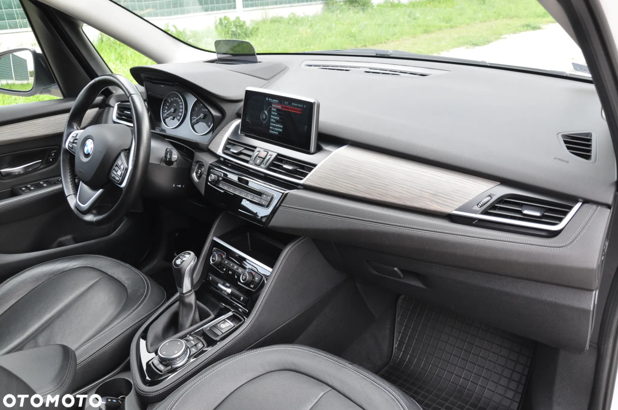 BMW Seria 2 216d Luxury Line - 10