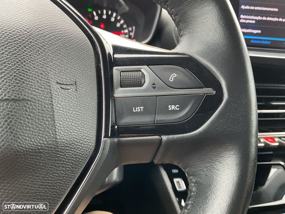 Peugeot 2008 1.5 BlueHDi Allure - 37