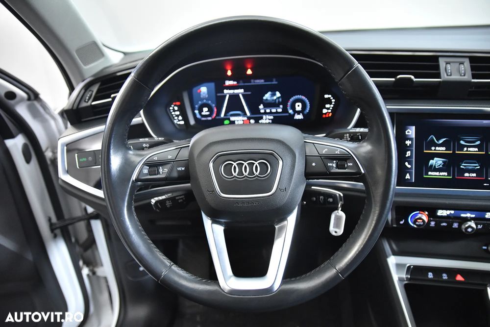 Audi Q3 35 TFSI S tronic - 17