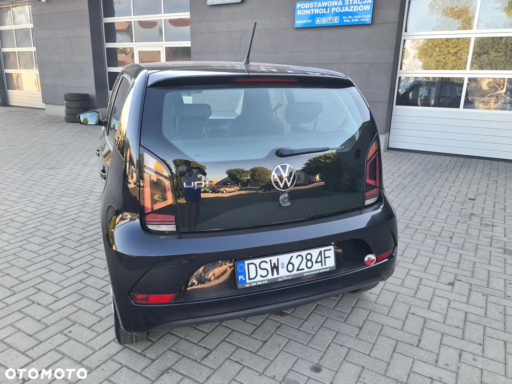 Volkswagen up! 1.0 Black Style - 6